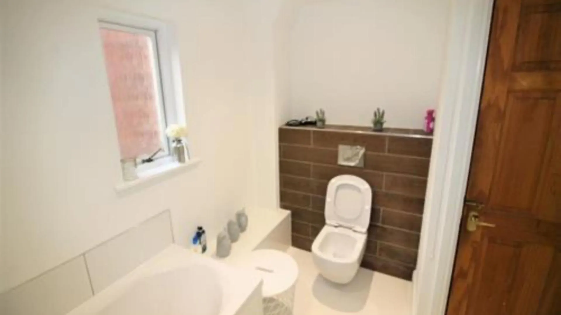 The Lodge, The Courtyard - Simple And Affordable Exeter United Kingdom