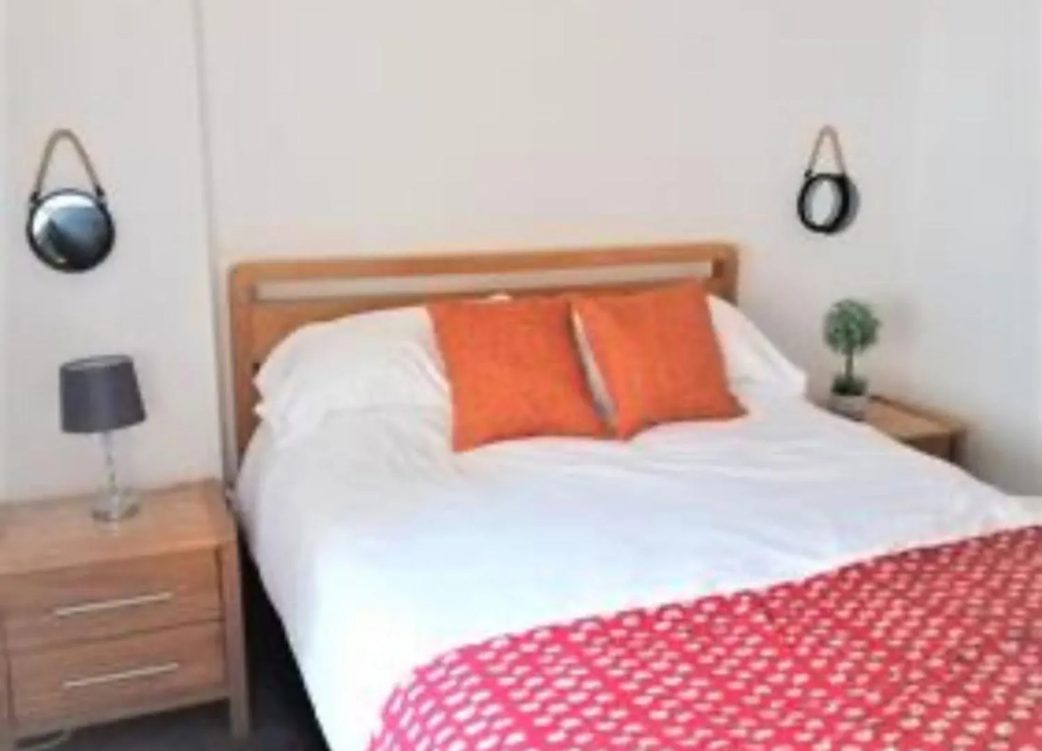 The Lodge, The Courtyard - Simple And Affordable Exeter